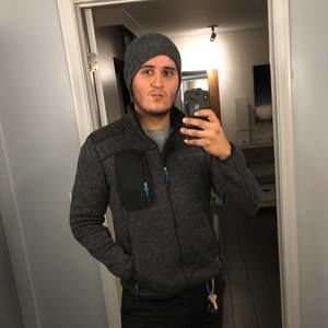 Meet your Posher, Diego